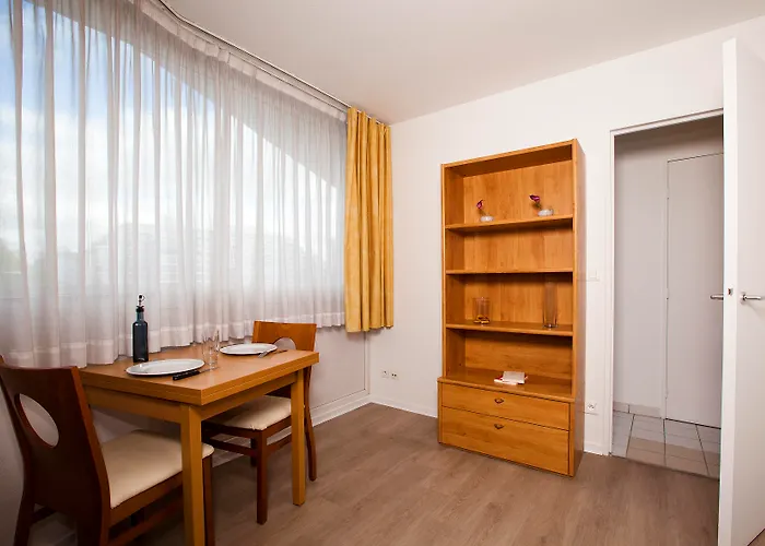 Séjours&Affaires Montreuil Saint Mandé