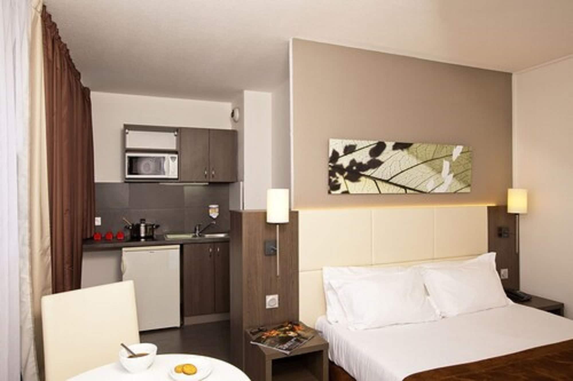 Appart hôtel Séjours&affaires Saint Mandé 2*